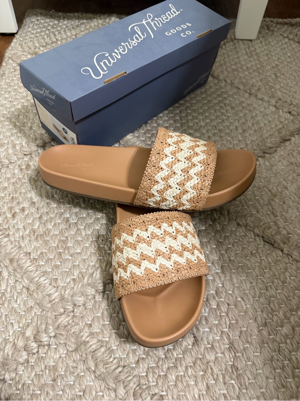 Universal Thread Tan & Cream Woven Slide Sandals